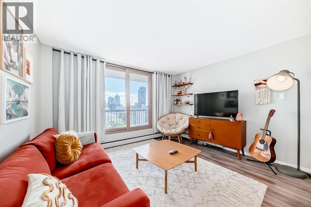 Single Family House for Sale in    Avenue SW Beltline Calgary 