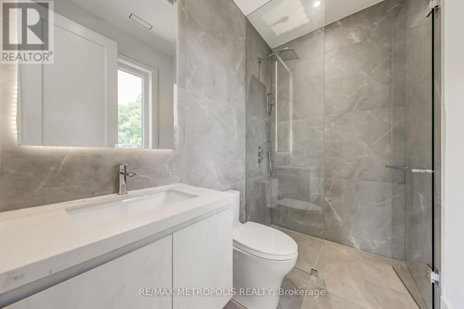 Photo 22 of 12 Bearwood Drive, Toronto ON