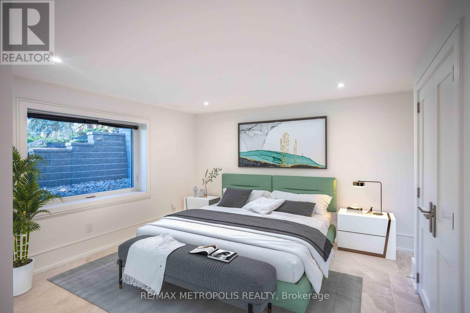 Photo 31 of 12 Bearwood Drive, Toronto ON