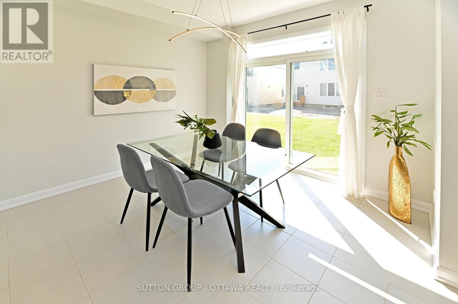 Photo 9 of 64 Ralph Erfle Way, Ottawa ON