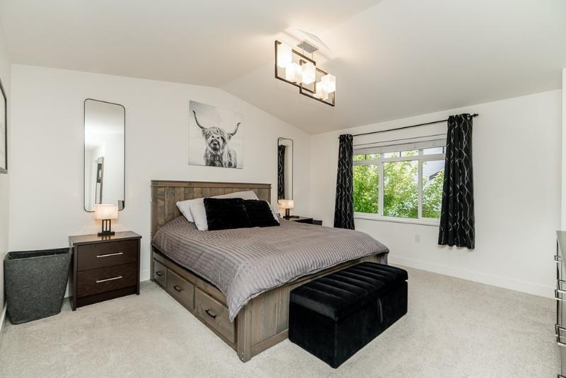 Photo 14 of 15 6897 201 Street, Langley BC
