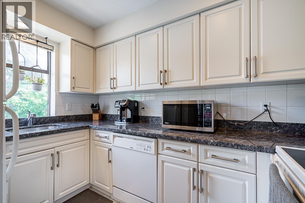 Photo 2 of 204 8451 Westminster Highway, Richmond BC