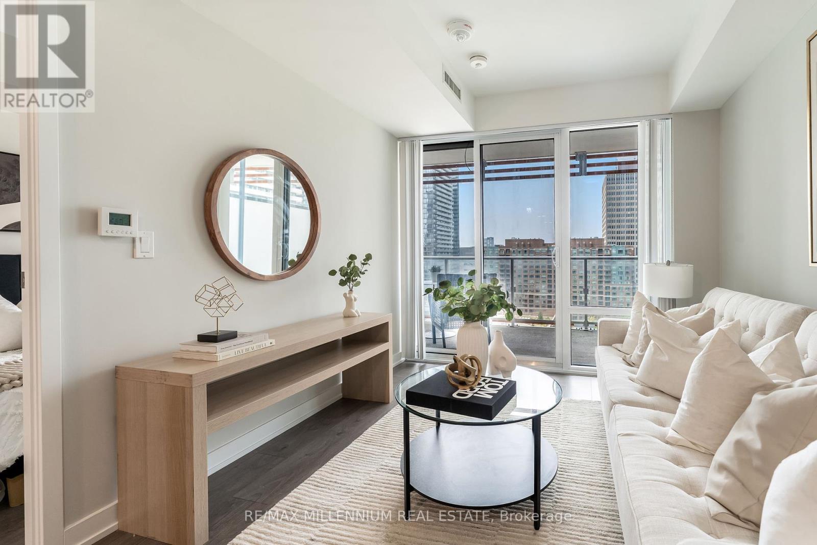 Photo 46 of 1308 18 Maitland Terrace, Toronto ON