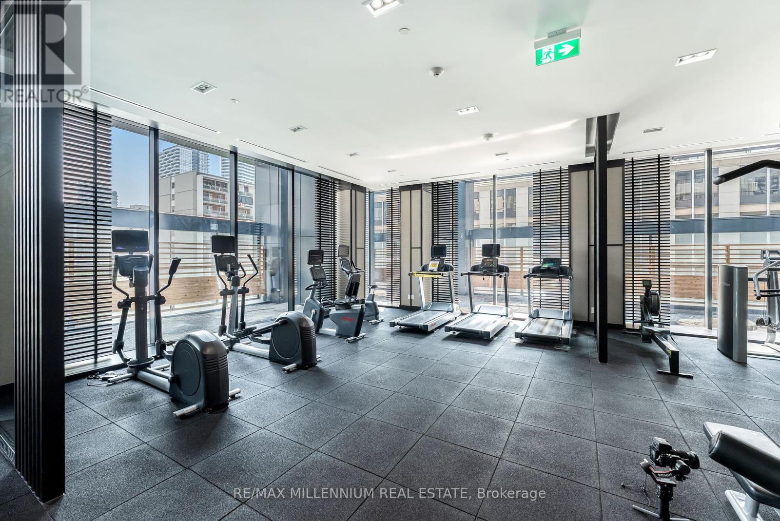 Photo 16 of 1308 18 Maitland Terrace, Toronto ON