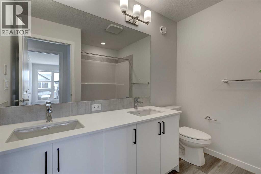 Single Family House for Sale in  Creekstone Circle SW Pine Creek Calgary 