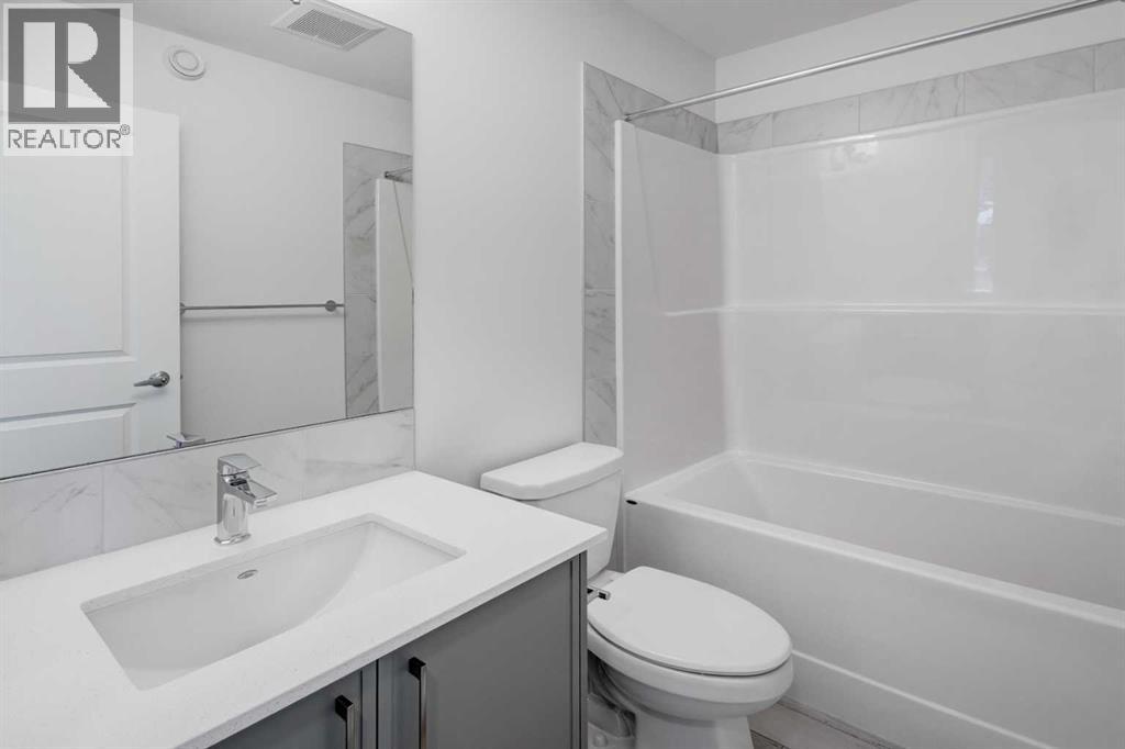 Photo 22 of 909 Livingston View Ne, Calgary AB