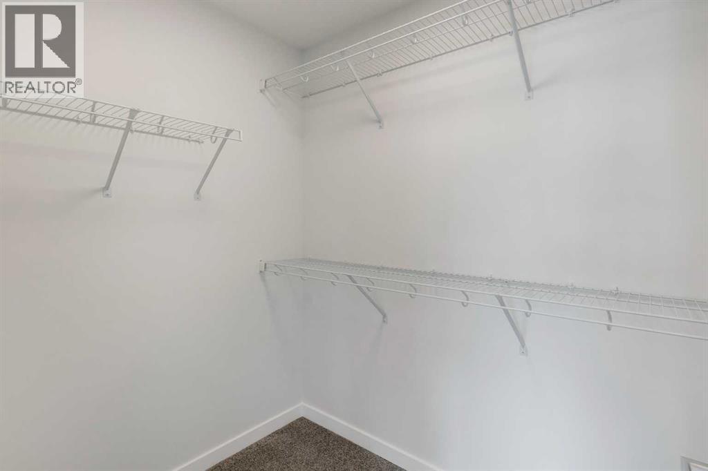 Photo 19 of 909 Livingston View Ne, Calgary AB