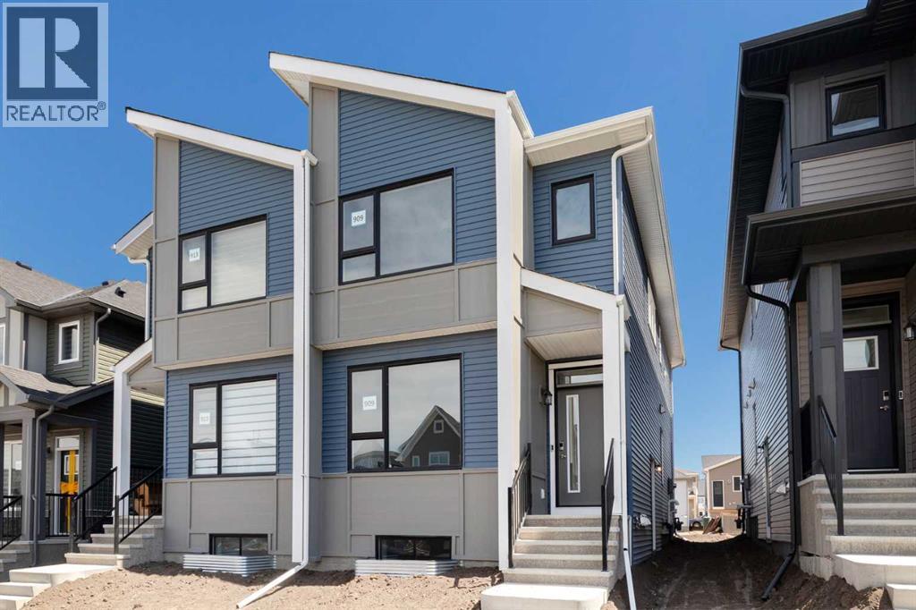Photo 30 of 909 Livingston View Ne, Calgary AB
