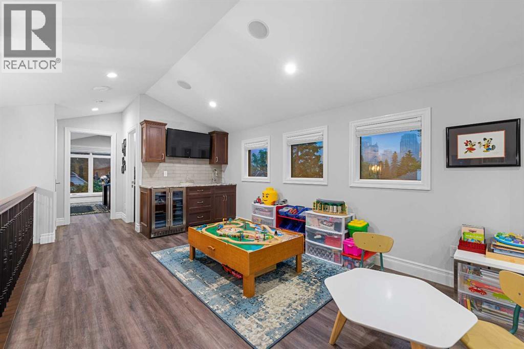 Single Family House for Sale in   Street NW Sunnyside Calgary 