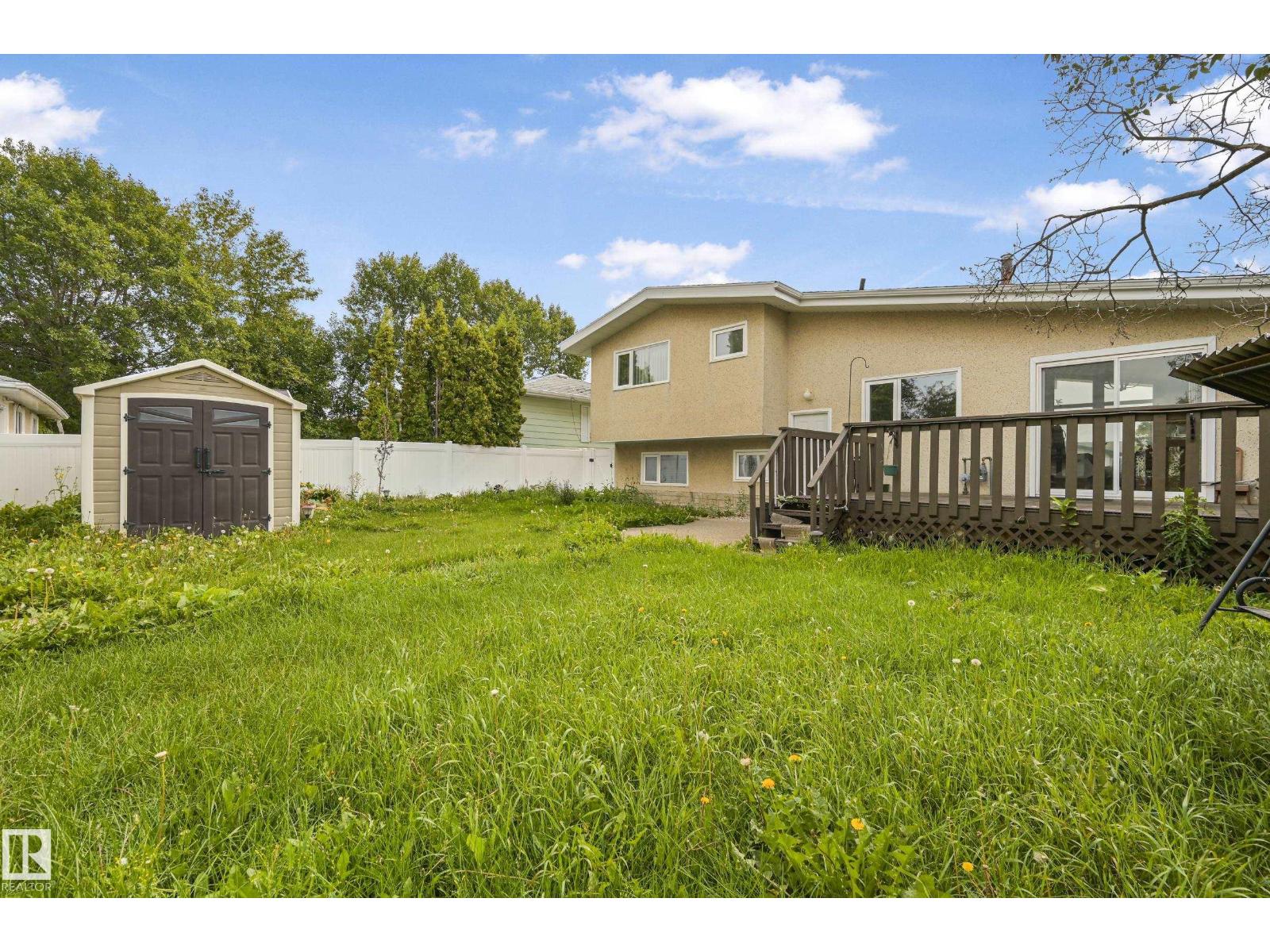 Photo 28 of 7208 139 Av Nw, Edmonton AB