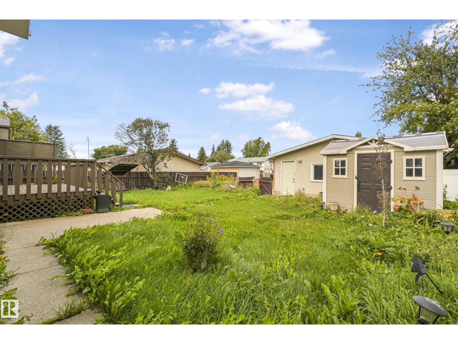 Photo 26 of 7208 139 Av Nw, Edmonton AB