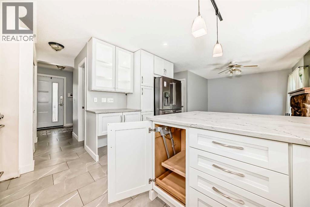 Single Family House for Sale in  Ranchview Drive NW Ranchlands Calgary 