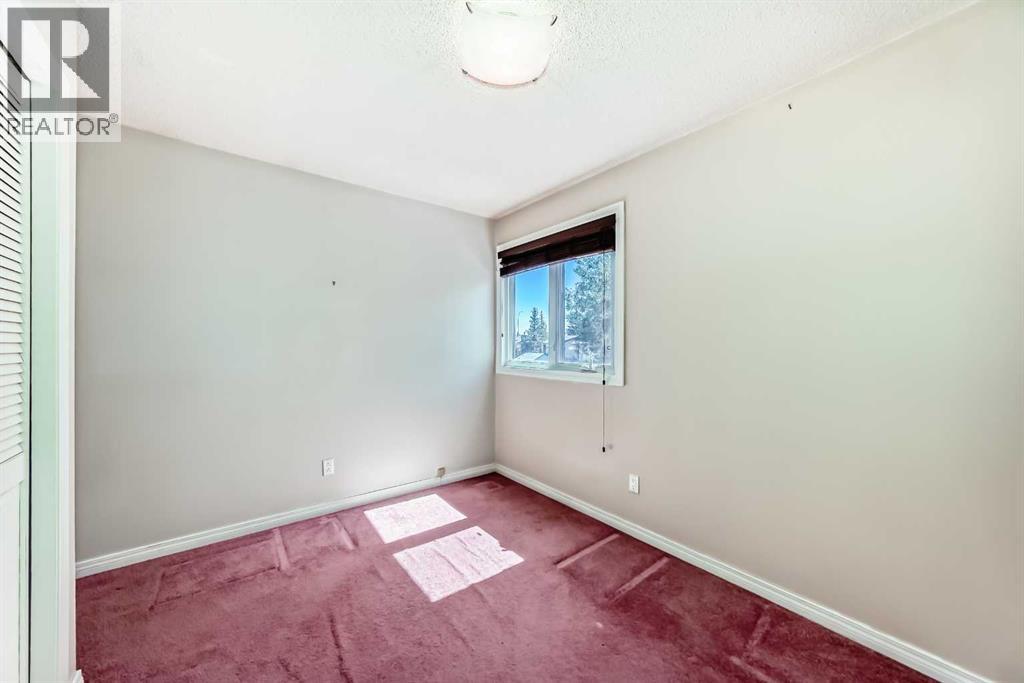 Single Family House for Sale in  Ranchview Drive NW Ranchlands Calgary 