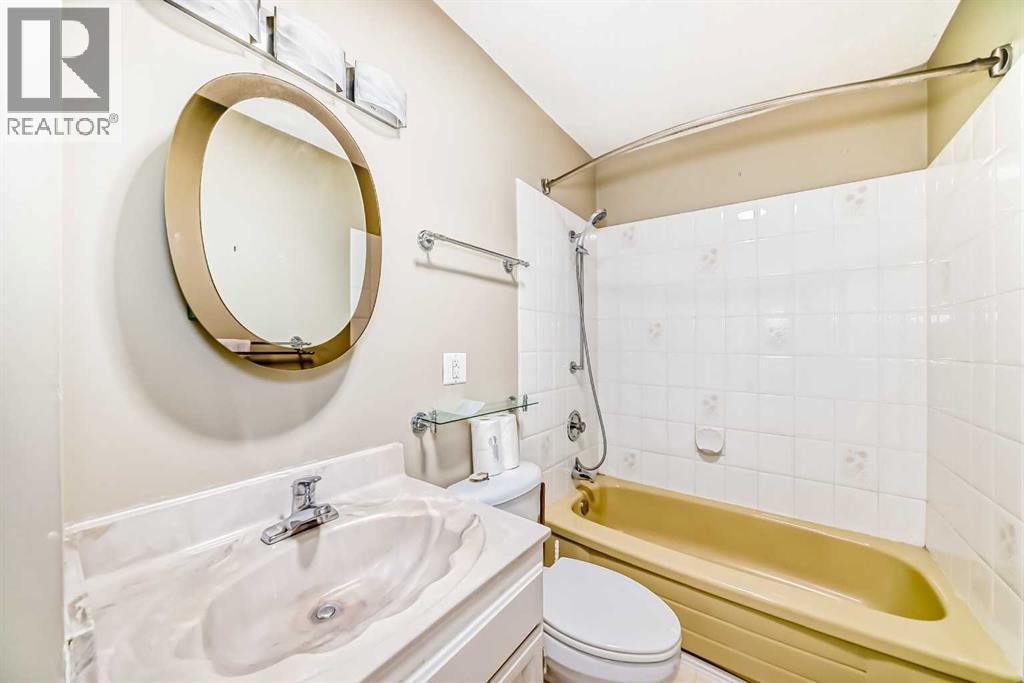 Single Family House for Sale in  Ranchview Drive NW Ranchlands Calgary 