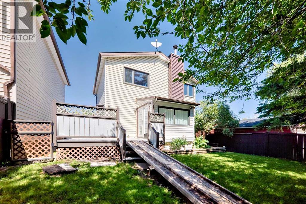 Single Family House for Sale in  Ranchview Drive NW Ranchlands Calgary 