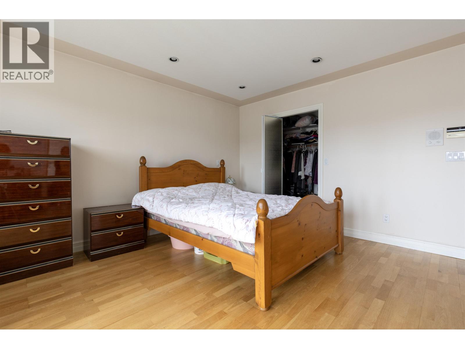 Photo 19 of 2034 E 38th Avenue, Vancouver BC