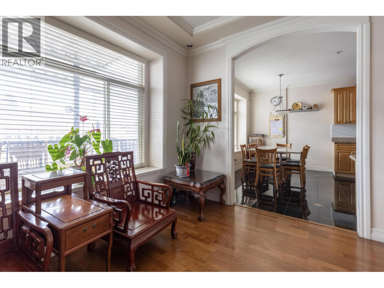 Photo 5 of 2034 E 38th Avenue, Vancouver BC