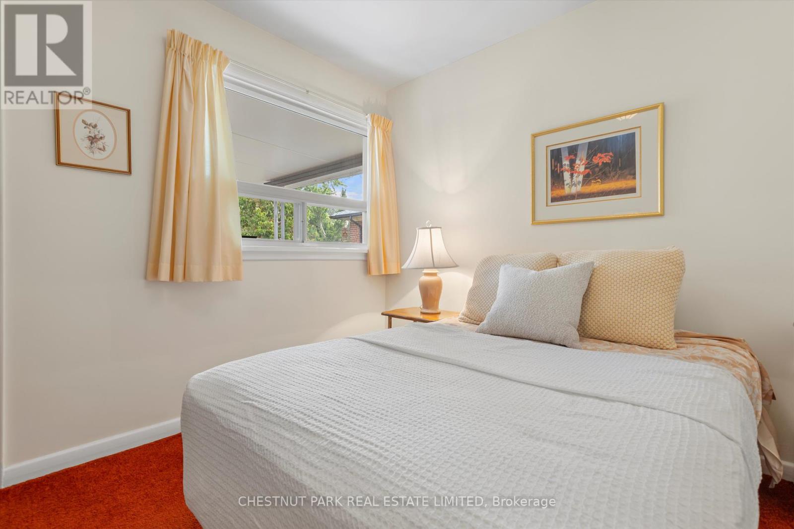 Photo 9 of 16 Everingham Court, Toronto ON