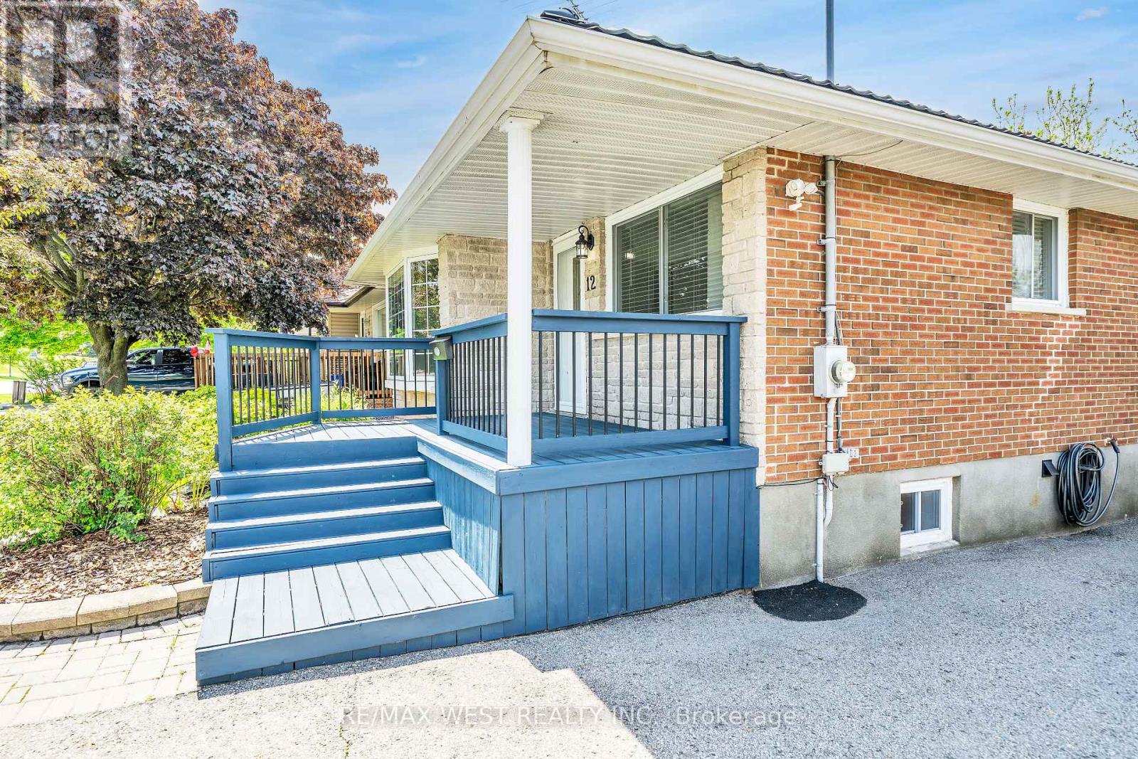 Photo 35 of 12 Athabasca Street, Oshawa ON