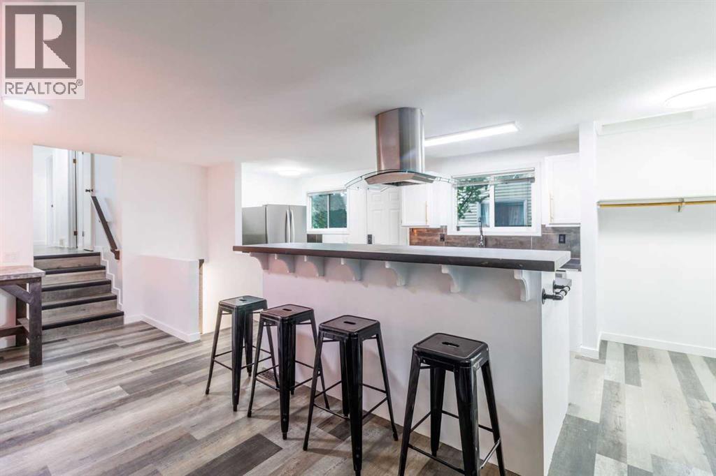 Single Family House 4 Level for Sale in  Erin Woods Drive SE Erin Woods Calgary 