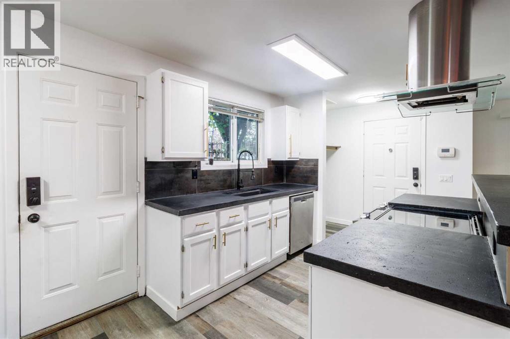 Single Family House 4 Level for Sale in  Erin Woods Drive SE Erin Woods Calgary 