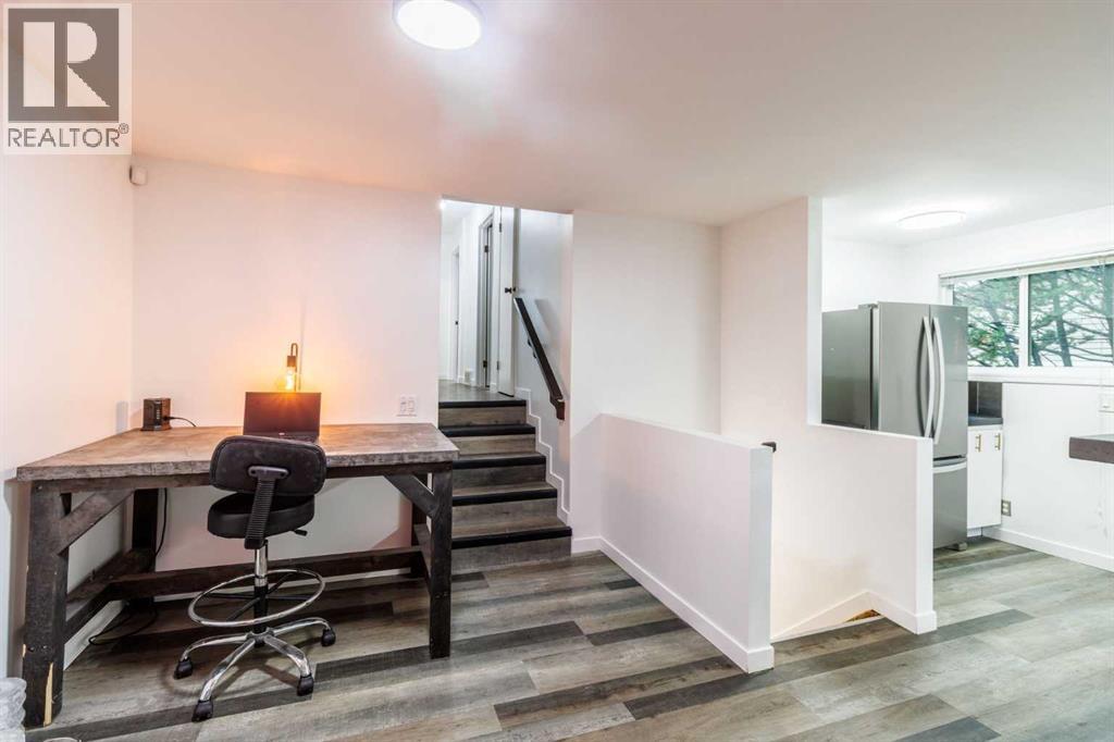 Single Family House 4 Level for Sale in  Erin Woods Drive SE Erin Woods Calgary 