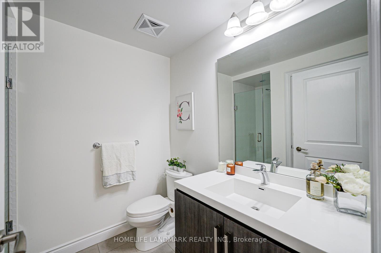 Photo 14 of 615 38 Cedarland Drive, Markham ON