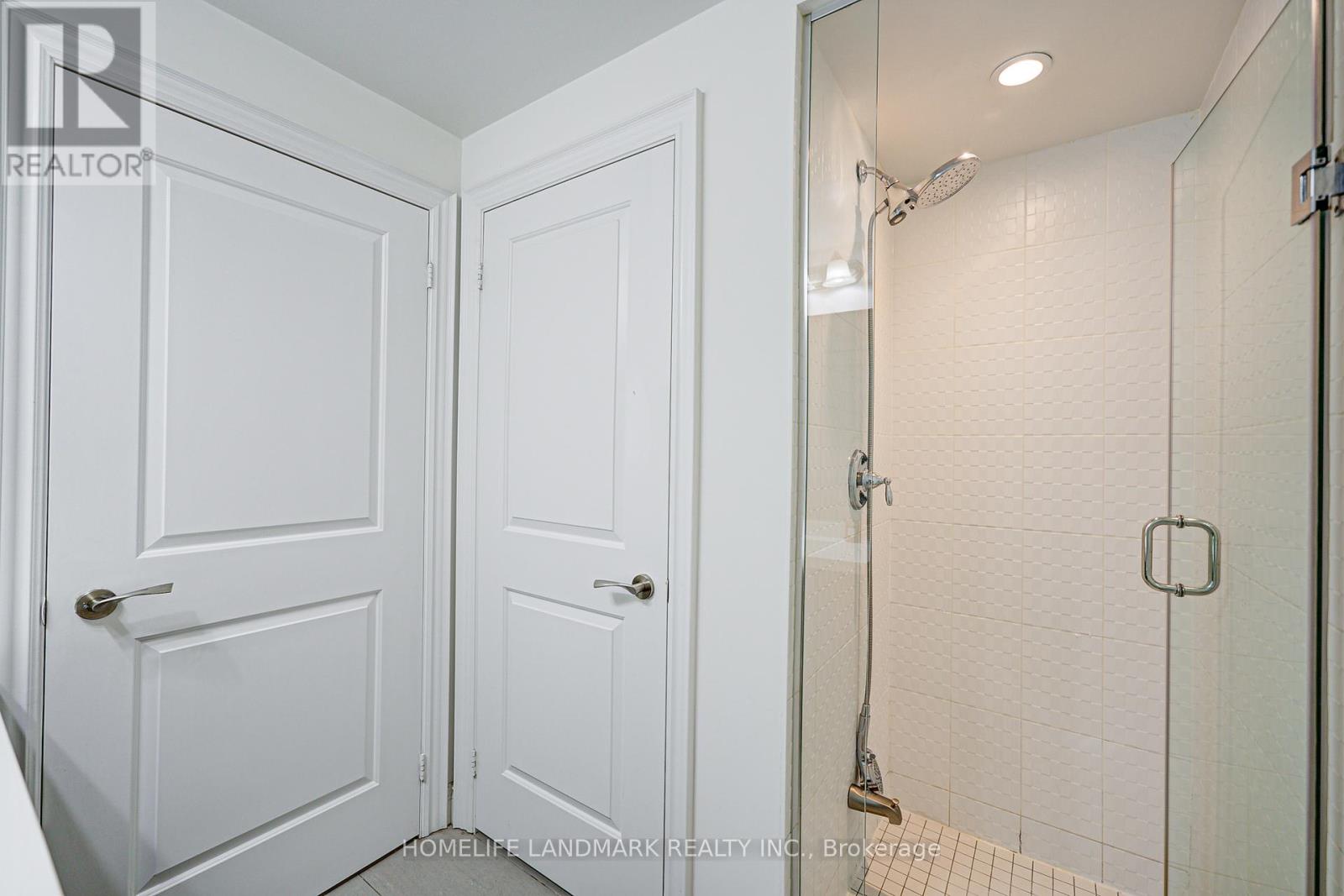 Photo 15 of 615 38 Cedarland Drive, Markham ON