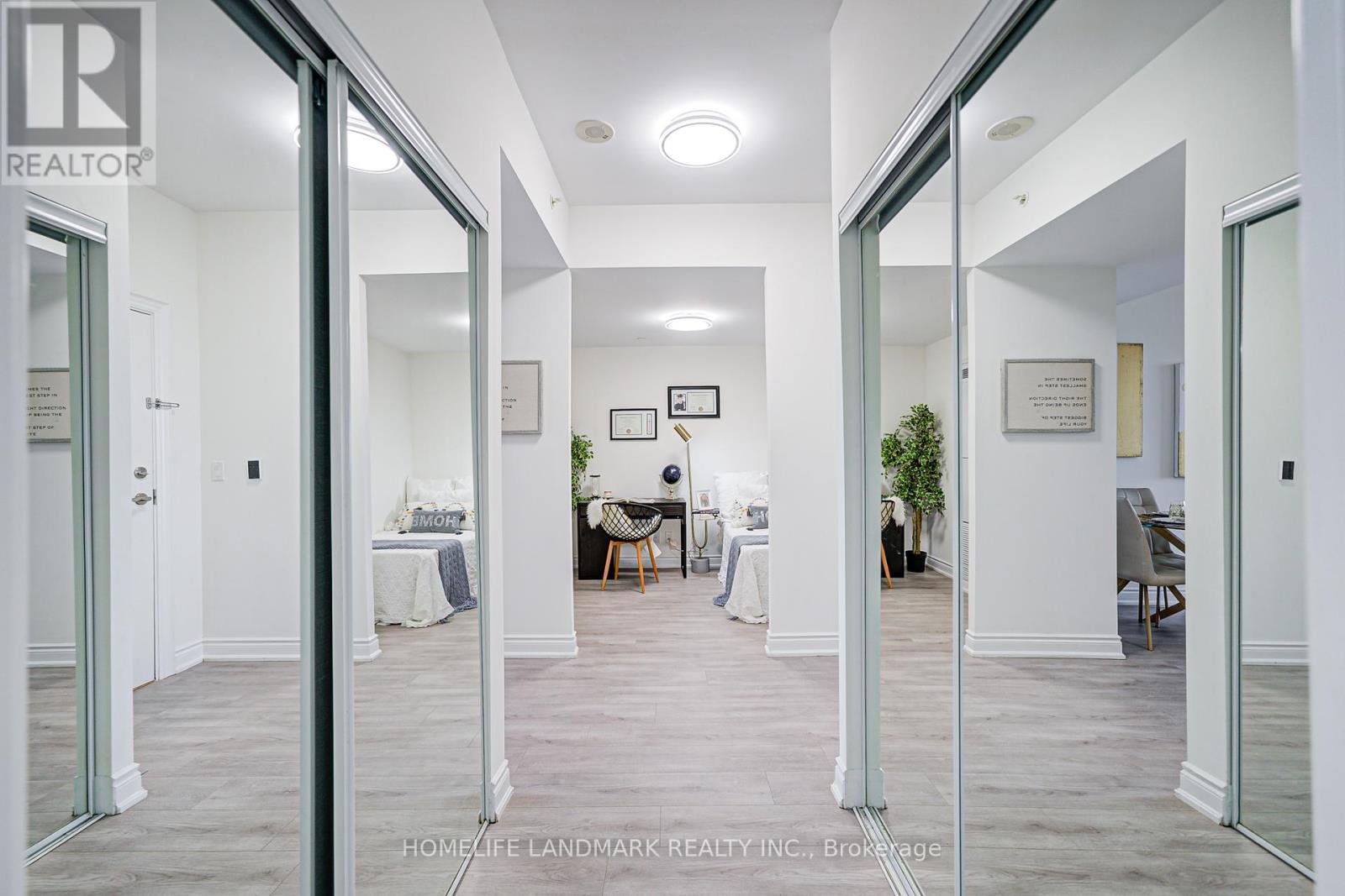 Photo 17 of 615 38 Cedarland Drive, Markham ON