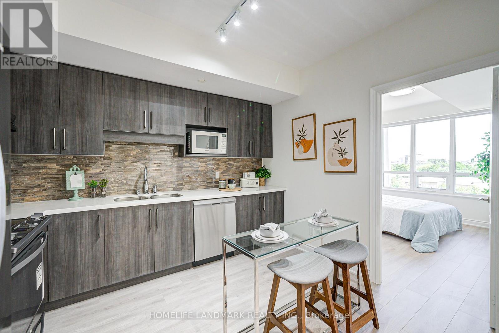 Photo 25 of 615 38 Cedarland Drive, Markham ON