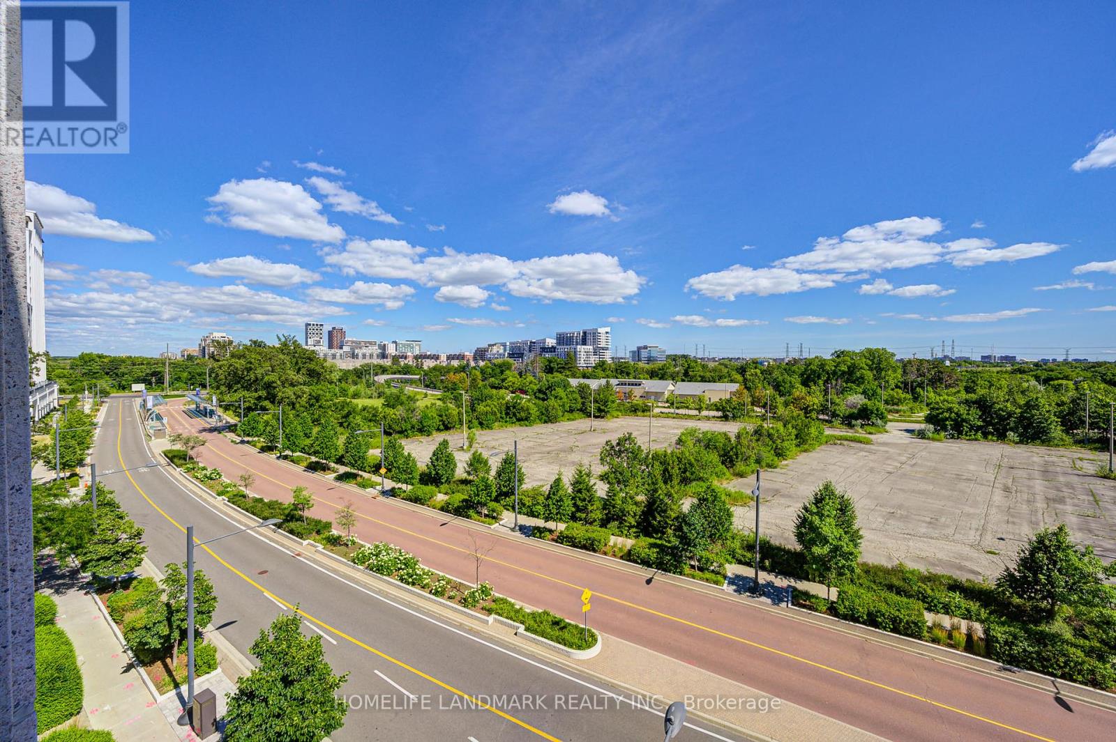 Photo 31 of 615 38 Cedarland Drive, Markham ON