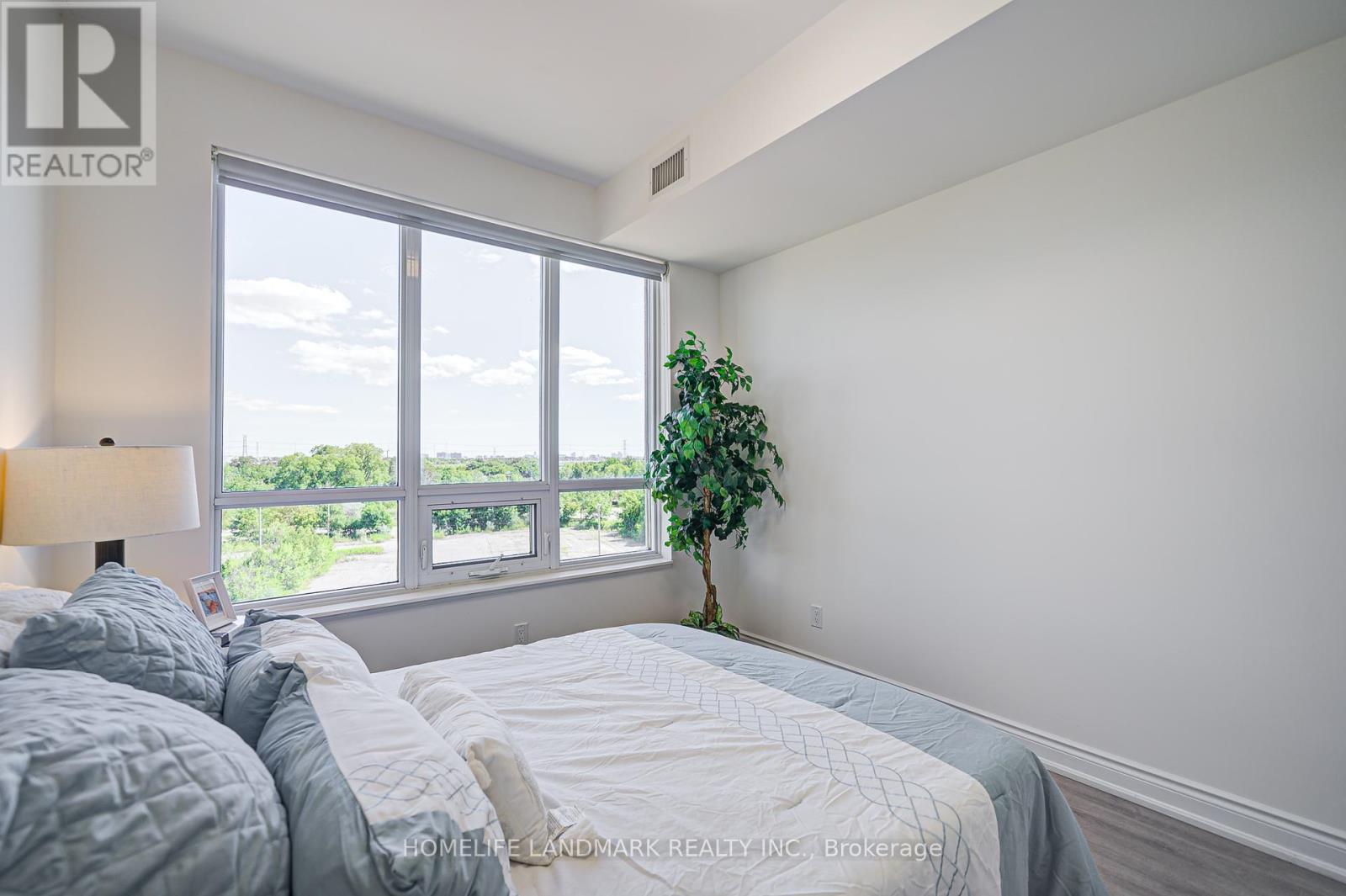 Photo 42 of 615 38 Cedarland Drive, Markham ON