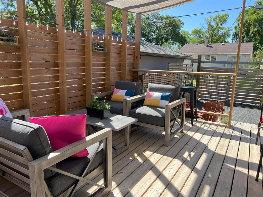 Photo 36 of 746 Rosseau Avenue W, Winnipeg MB