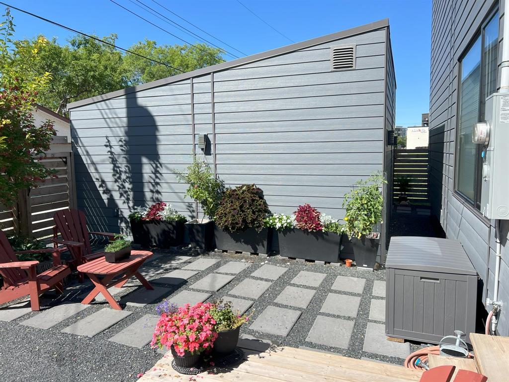 Photo 38 of 746 Rosseau Avenue W, Winnipeg MB