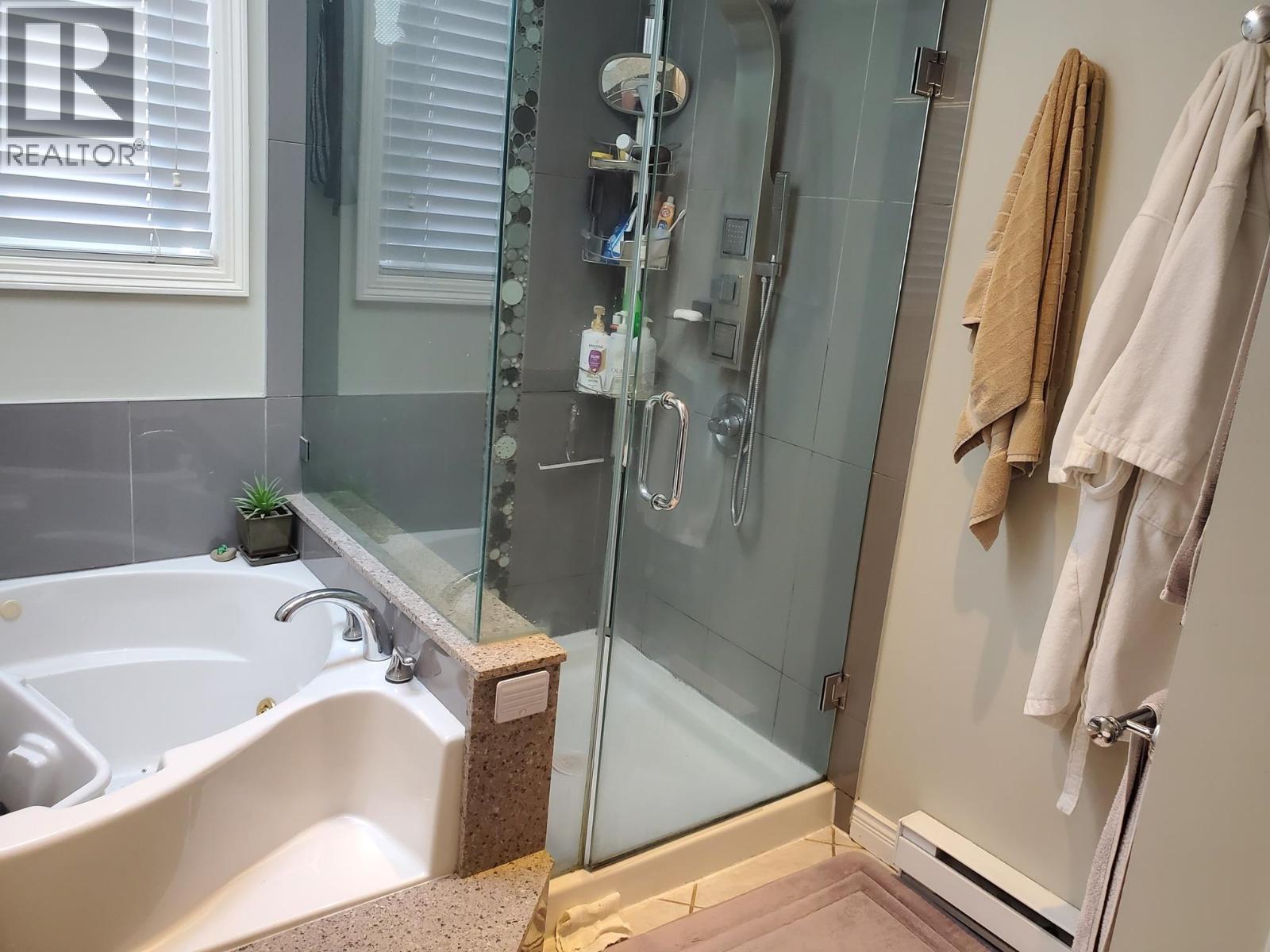 Photo 9 of 10690 Hollybank Drive, Richmond BC
