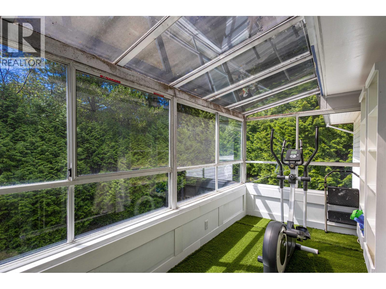 Photo 37 of 4380 Woodcrest Road, West Vancouver BC