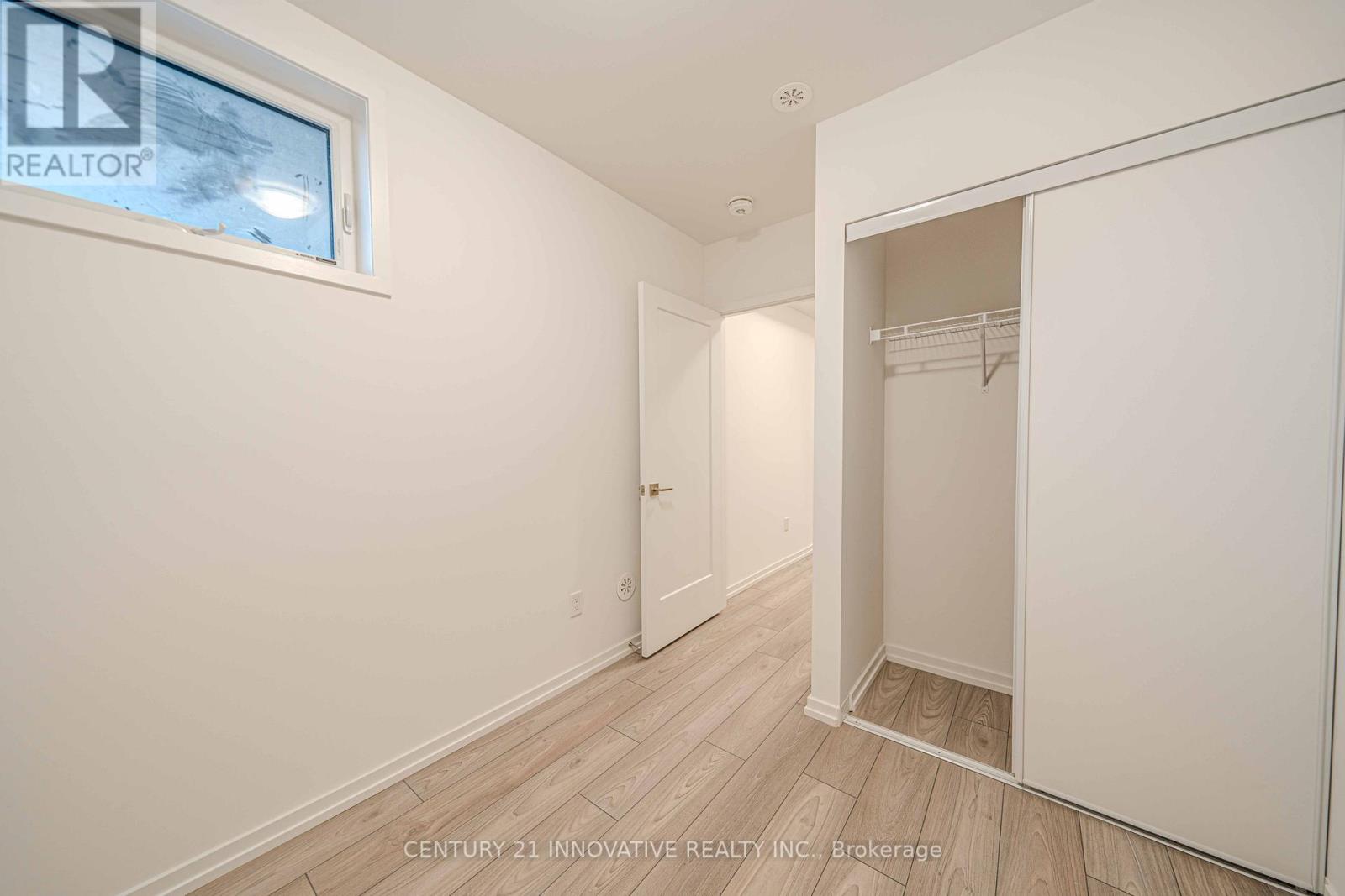 Photo 14 of 5 11 Lytham Green Circle, Newmarket ON