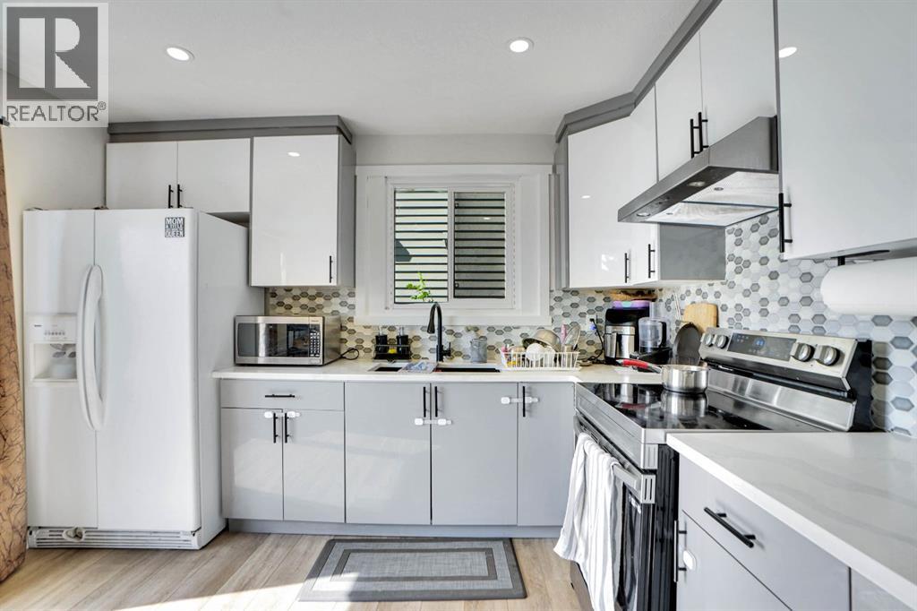 Single Family House for Sale in  Falton Drive NE Falconridge Calgary 