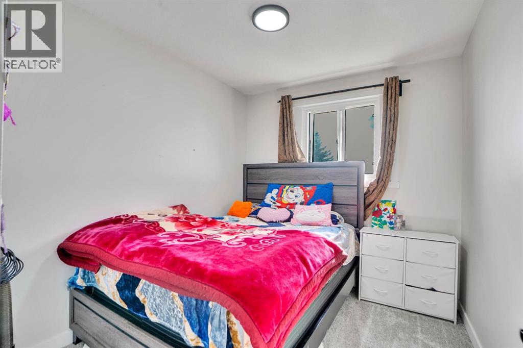 Single Family House for Sale in  Falton Drive NE Falconridge Calgary 