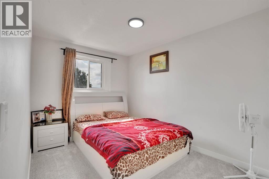 Single Family House for Sale in  Falton Drive NE Falconridge Calgary 
