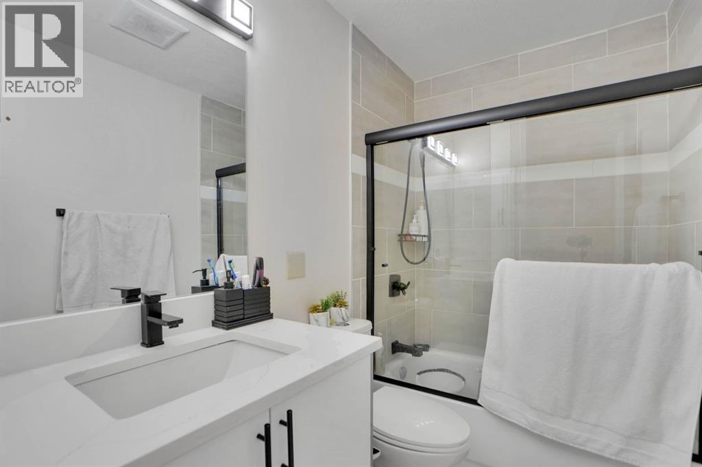 Single Family House for Sale in  Falton Drive NE Falconridge Calgary 