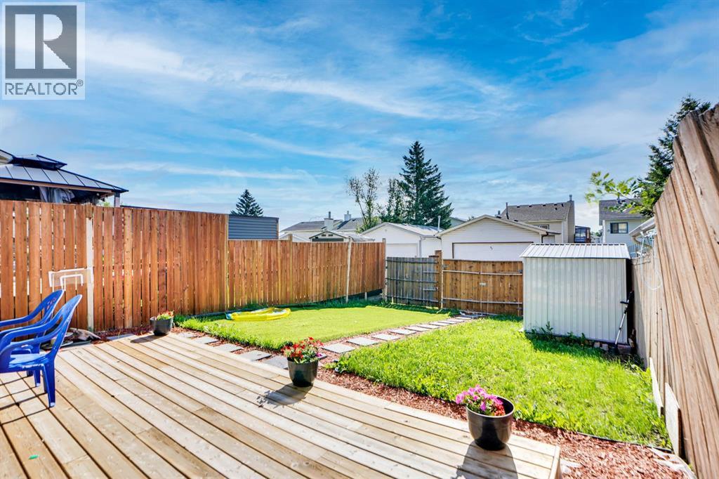 Single Family House for Sale in  Falton Drive NE Falconridge Calgary 