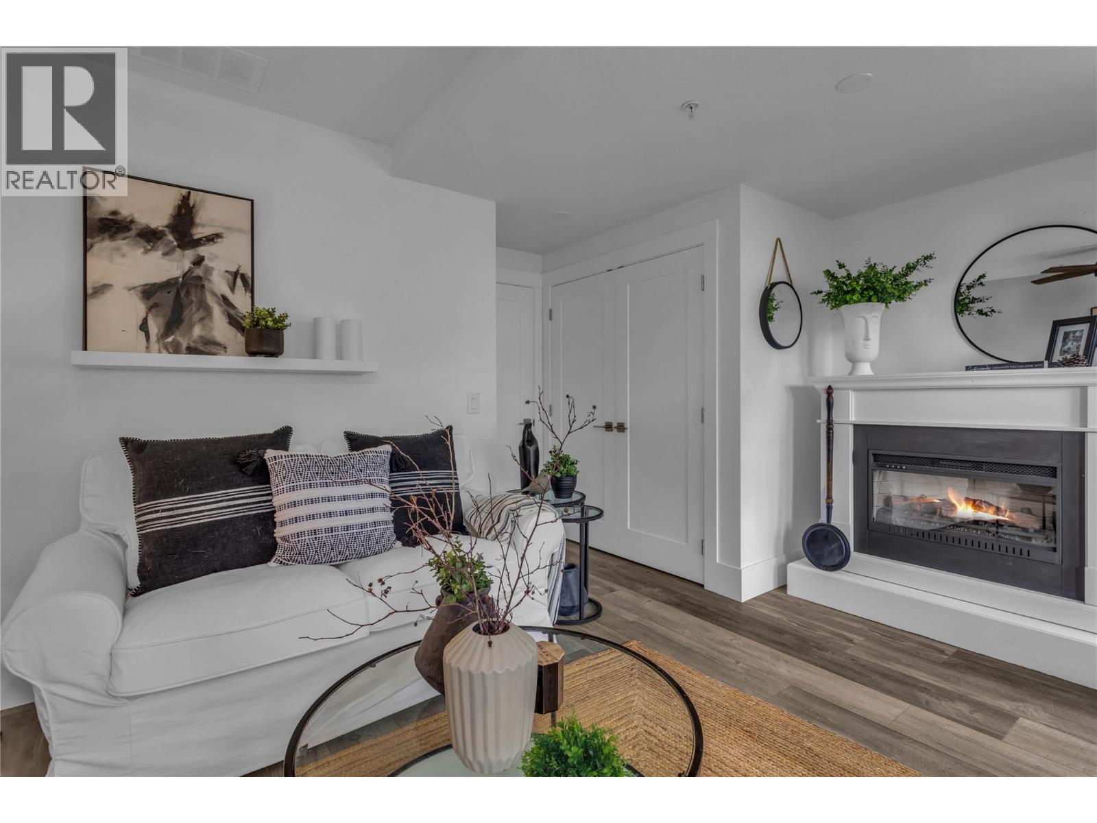  163-4000 Trails Place, Peachland