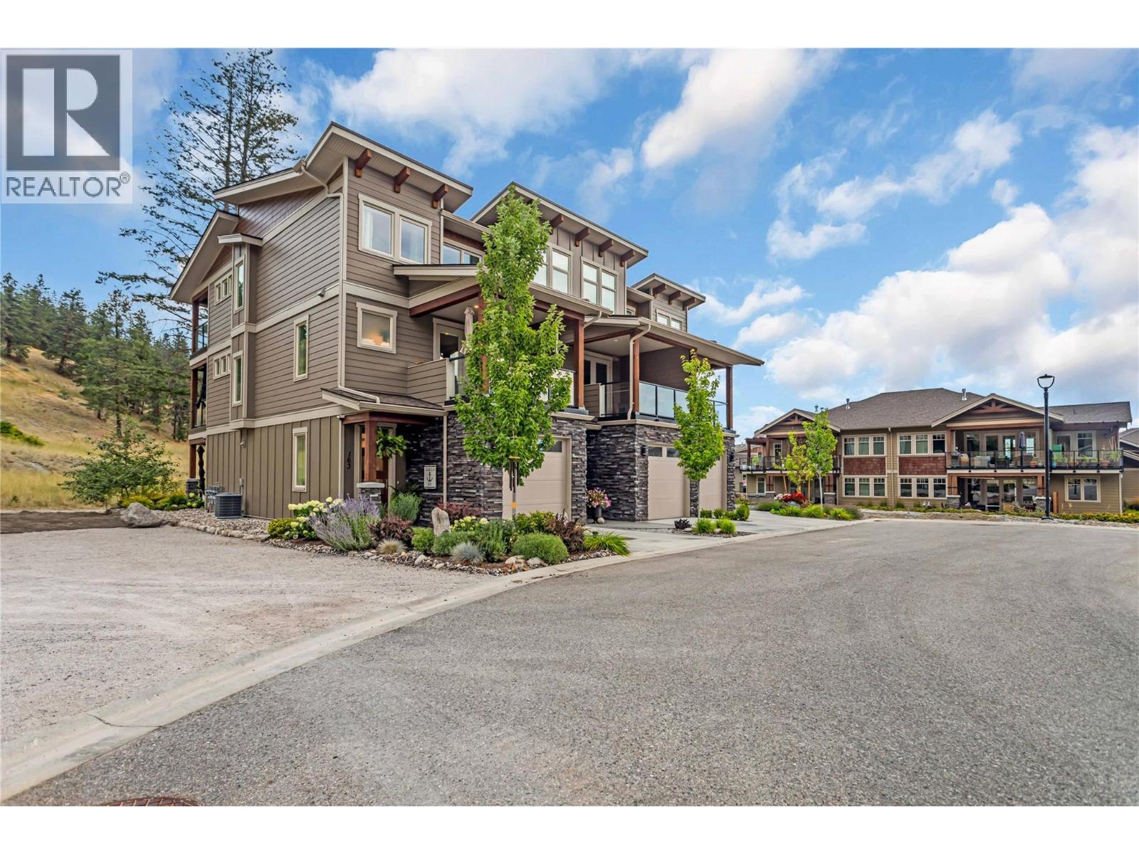  163-4000 Trails Place, Peachland