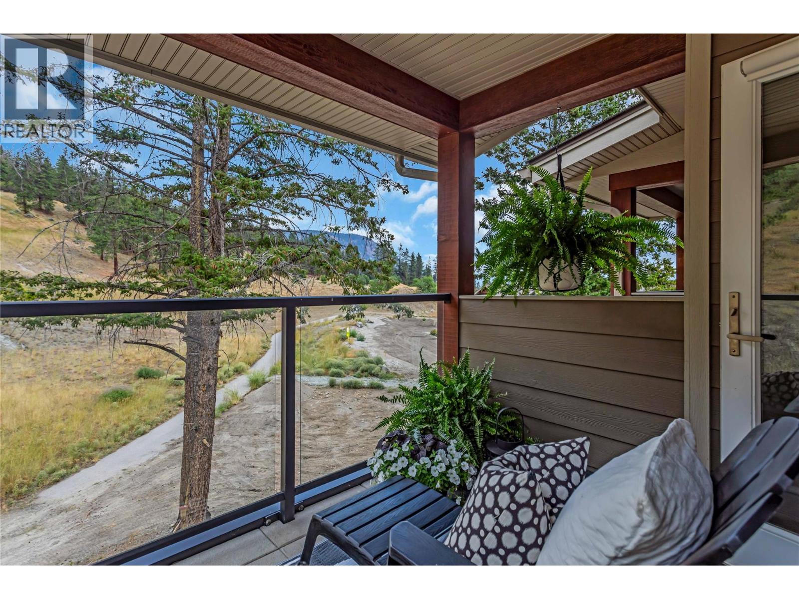  163-4000 Trails Place, Peachland
