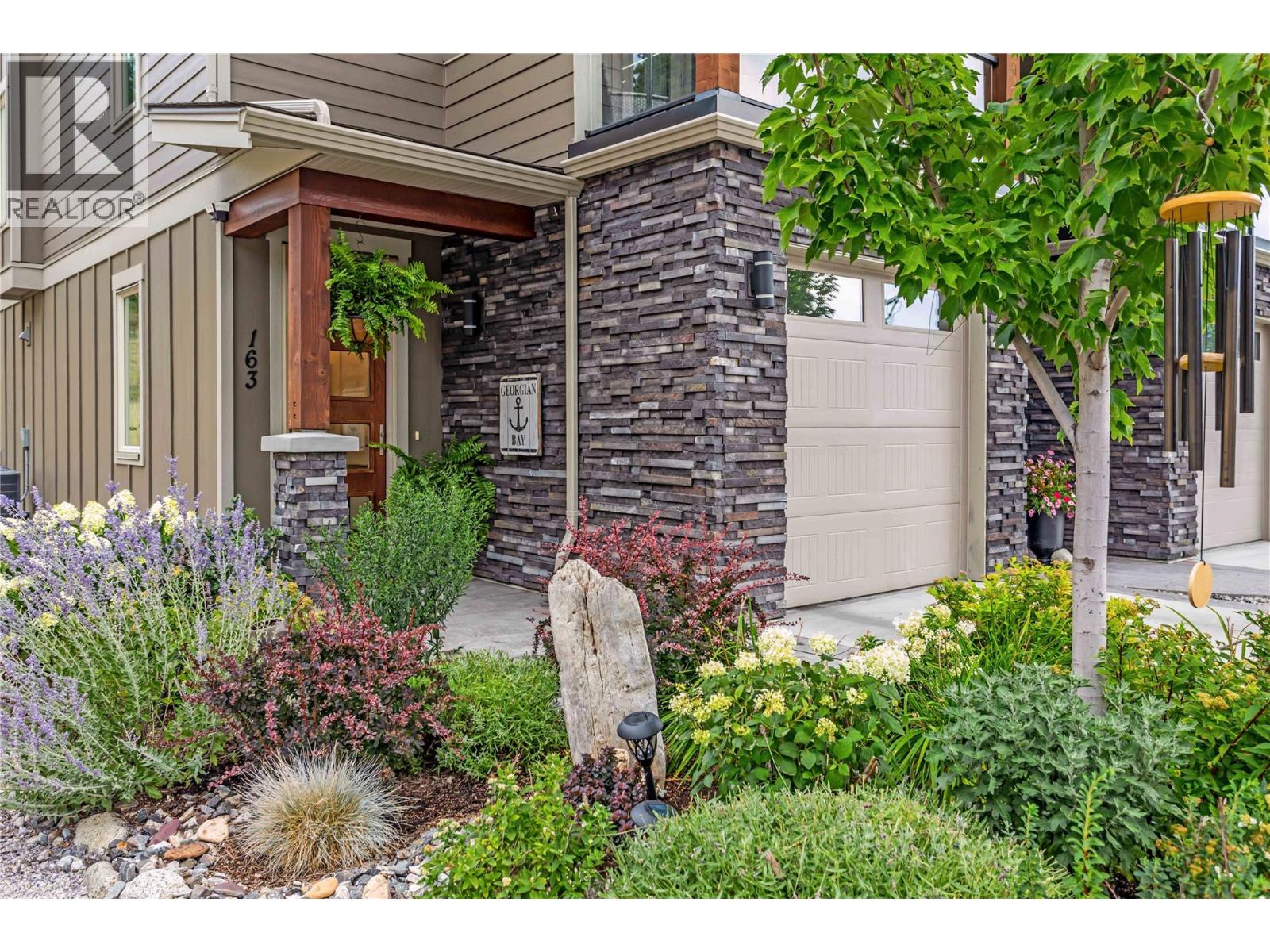  163-4000 Trails Place, Peachland