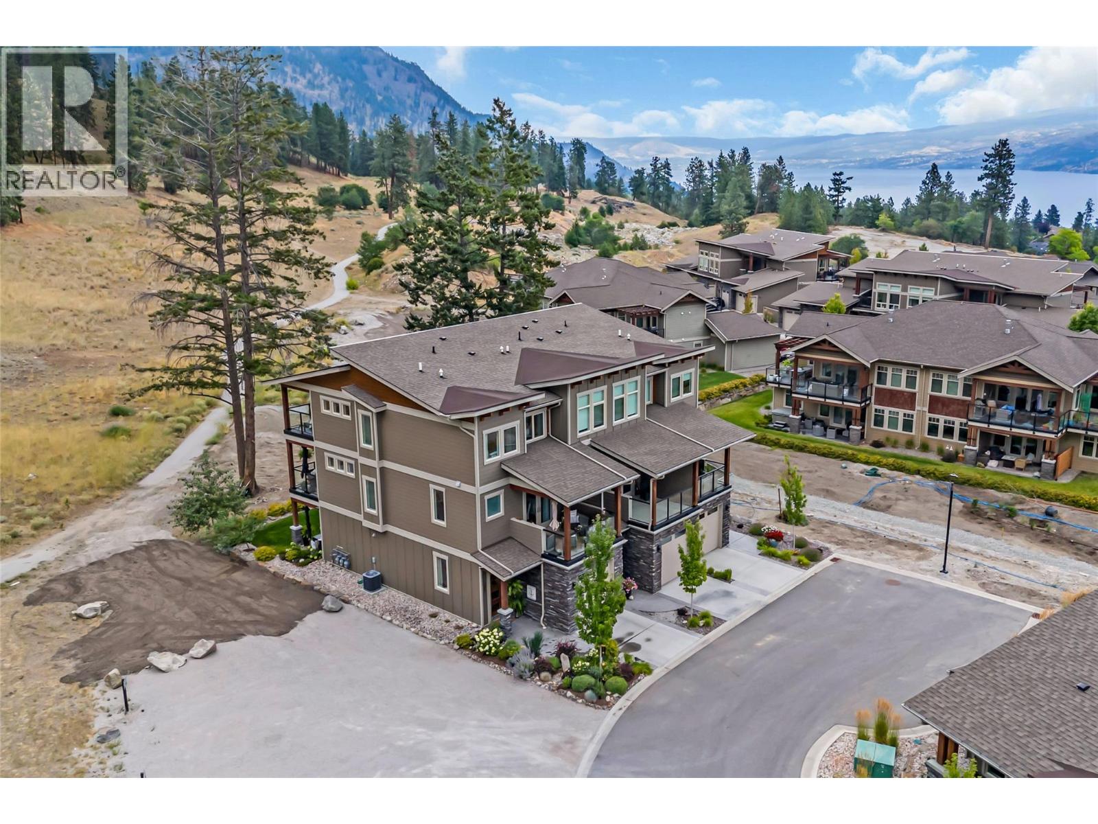  163-4000 Trails Place, Peachland