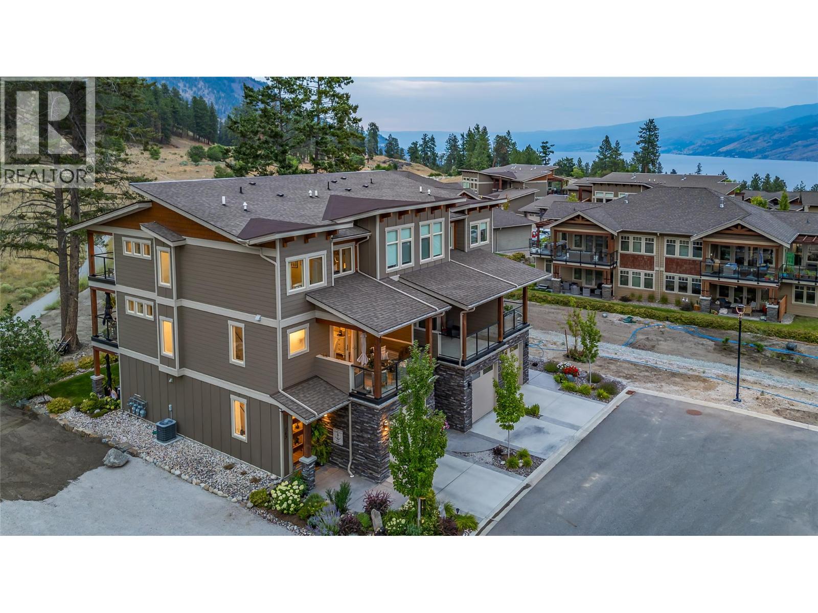  163-4000 Trails Place, Peachland