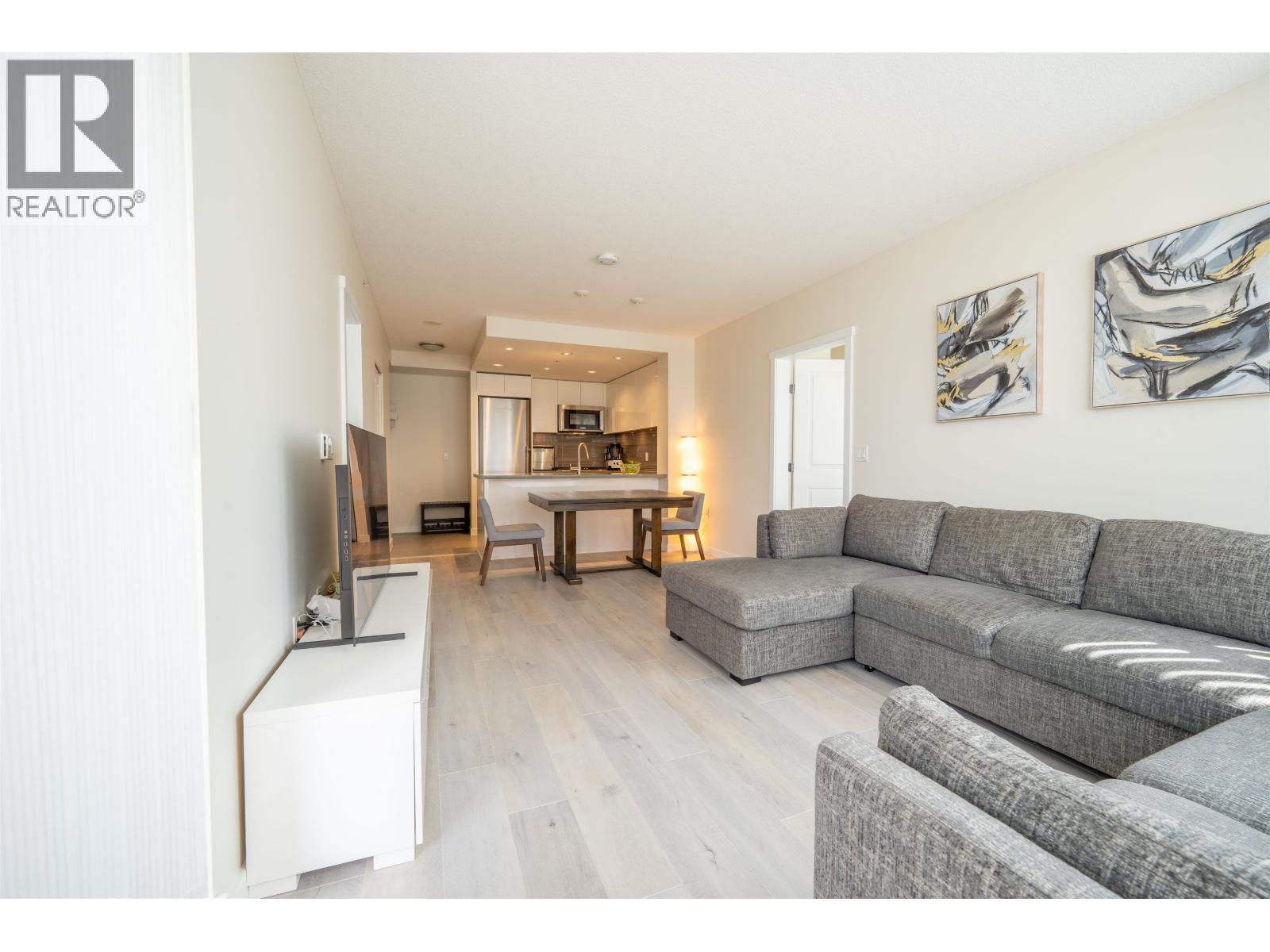 Photo 6 of 1001 4880 Bennett Street, Burnaby BC