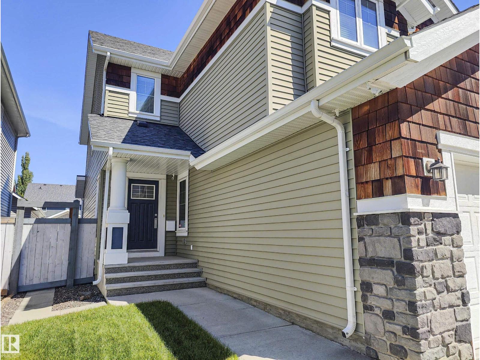 Photo 17 of 8008 18 Av Sw, Edmonton AB